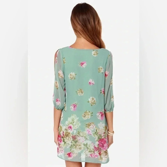 LULUS Exclusive Shifting Dears Sage Green Floral Print Dress Open Sleeves Size M - Picture 4 of 7